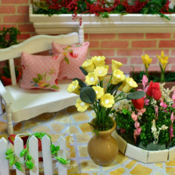 Цветы для букетов для кукольного домика