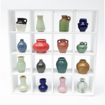 Керамические вазы и кувшины для кукольного дома