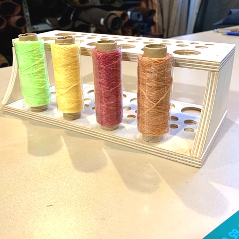 Органайзер для кожевенных инструментов, дерево | Галерея фото | Pava.pro Органайзер для кожевенных инструментов, дерево - фото товара