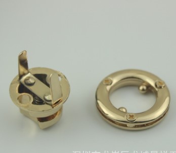 Застежка поворотная для сумки арт. 2588 фото 2 Застежка поворотная для сумки арт. 2588 фото 2