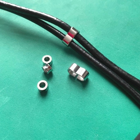 Бусина 5 мм на два шнура Сталь B54 | Галерея фото | Pava.pro Бусина 5 мм на два шнура Сталь B54 BR-B54 - фото товара