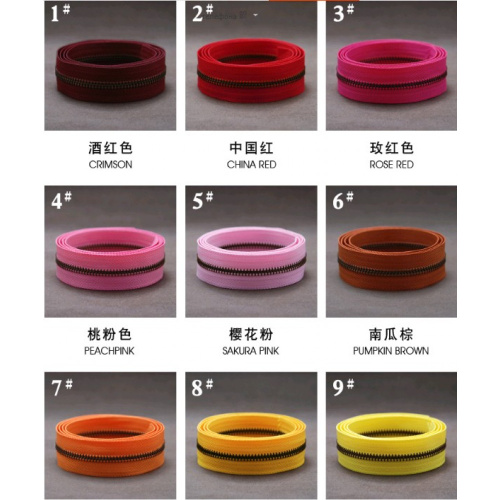 Молния металлическая №5 рулонная зубья под бронзу YKK фото 2 Молния металлическая №5 рулонная зубья под бронзу YKK фото 2