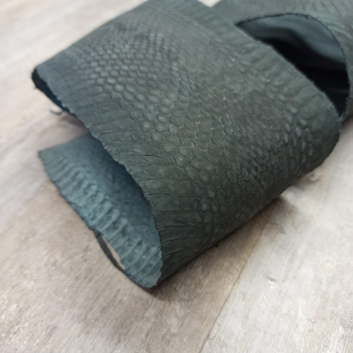 Кожа Питона 0,5 мм Черный матовый | Галерея фото | Pava.pro фото 2 Кожа Питона 0,5 мм Черный матовый P-IT-krok-01 - фото товара фото 2