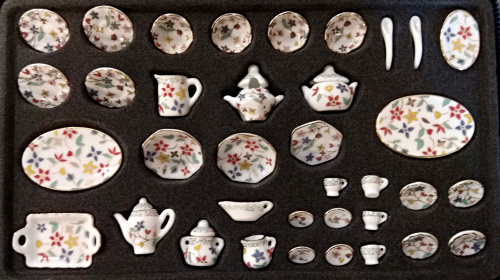 Фарфоровый сервиз для кукол Большой 36 предметов | Галерея фото | Pava.pro Фарфоровый сервиз для кукол Большой 36 предметов - фото товара