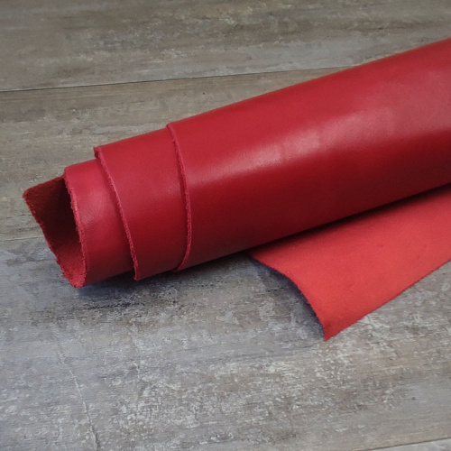 Кожа Пулл-Ап 1,2-1,4 мм цвет Алый Кожа Пулл-Ап 1,2-1,4 мм цвет Алый