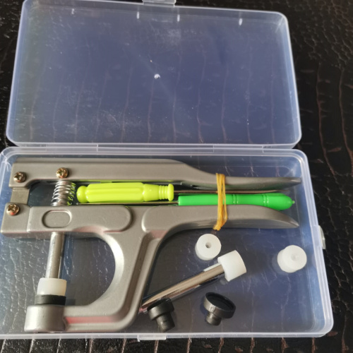 Пластиковые кнопки Т5 и пресс для установки в наборе | Галерея фото | Pava.pro фото 3 Пластиковые кнопки Т5 и пресс для установки в наборе UPK-002 - фото товара фото 3