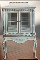 Шкафчик декоративный для кукол Золото на белом  - купить для кожевенного хобби