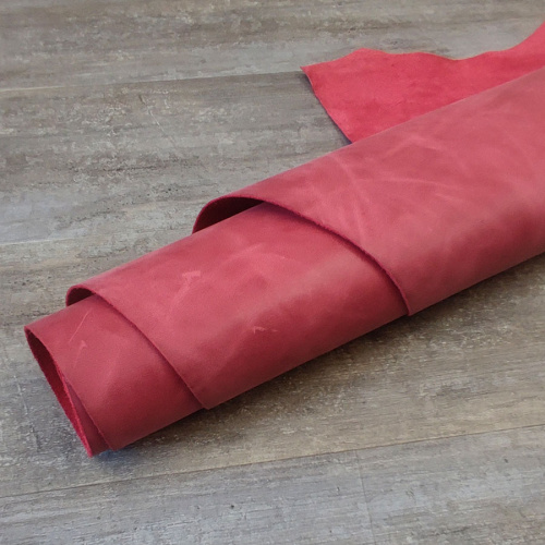 Кожа Пулл-Ап 1,3-1,5 мм цвет Клубничный коктейль Италия Кожа Пулл-Ап 1,3-1,5 мм цвет Клубничный коктейль Италия