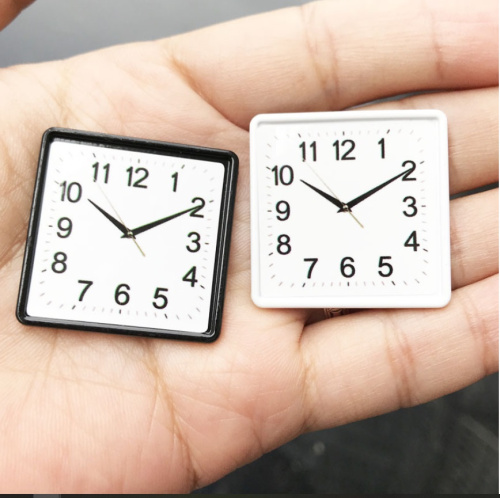 Часы квадратные для кукольного домика Часы квадратные для кукольного домика