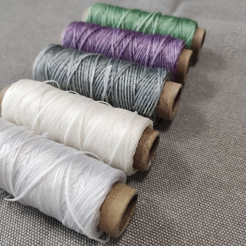 Нить для кожи вощеная 1 мм 150D Нить для кожи вощеная 1 мм 150D