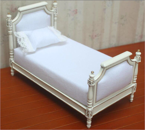 Миниатюра для кукол Кровать белая | Галерея фото | Pava.pro Миниатюра для кукол Кровать белая - фото товара