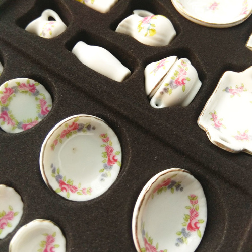 Фарфоровый сервиз для кукол Большой 40 предметов  DJY-P042 - фото товара фото 4