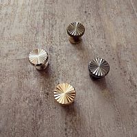 Винт декоративный 10 мм Рифленый