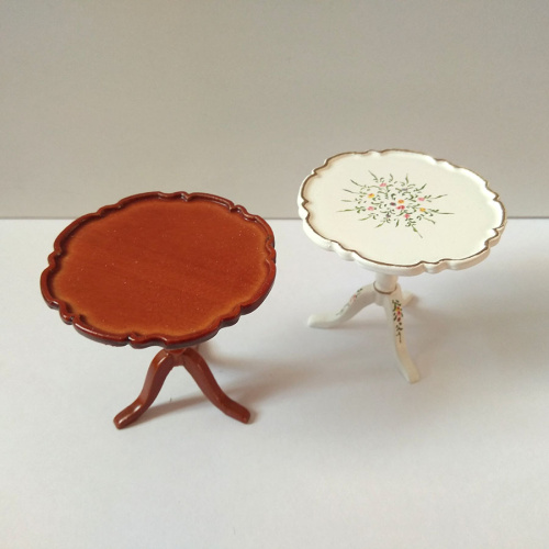 Стол для кукол круглый резной Орех/Белый Миниатюра 1:12 Стол для кукол круглый резной Орех/Белый Миниатюра 1:12