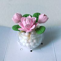 Цветы в стеклянной вазе для кукольного дома  - купить для кожевенного хобби