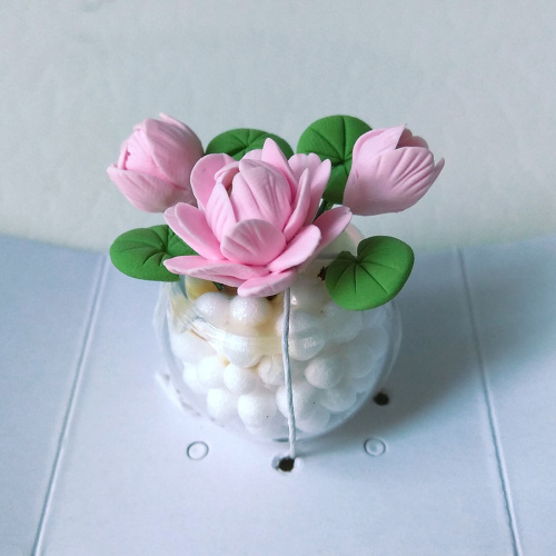 Цветы в стеклянной вазе для кукольного дома | Галерея фото | Pava.pro Цветы в стеклянной вазе для кукольного дома - фото товара