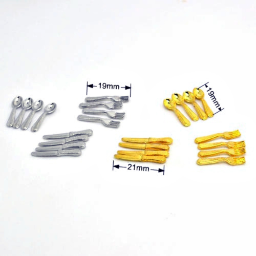 Набор столовых предметов на 4 персоны для кукольной кухни Набор столовых предметов на 4 персоны для кукольной кухни