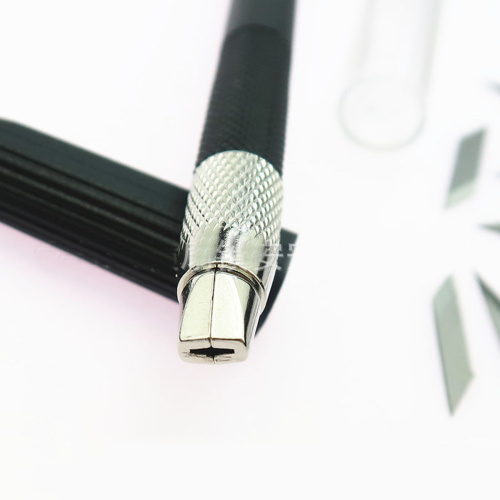 Резак с набором сменных лезвий 12 шт | Галерея фото | Pava.pro фото 3 Резак с набором сменных лезвий 12 шт RN-303 - фото товара фото 3