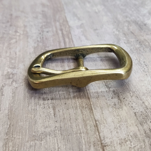 Пряжка 38 мм латунная с перекладиной Антик L-540 | Галерея фото | Pava.pro фото 2 Пряжка 38 мм латунная с перекладиной Антик L-540 PR 38L-540 - фото товара фото 2