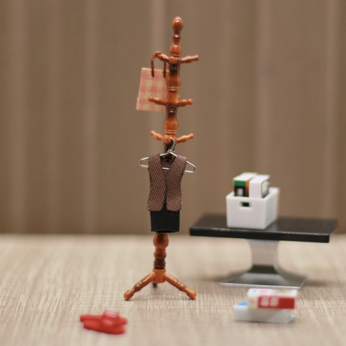 Вешалка напольная с набором аксессуаров Миниатюра 1:12 | Галерея фото | Pava.pro Вешалка напольная с набором аксессуаров Миниатюра 1:12 - фото товара