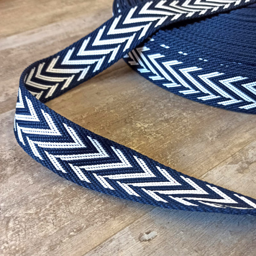 Лента ременная стропа 38 мм жаккард Зигзаг фото 8 Лента ременная стропа 38 мм жаккард Зигзаг фото 8