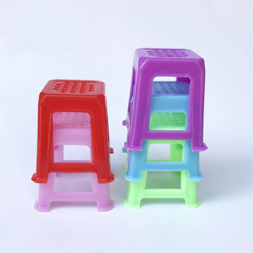 Стул пластиковый для кукол Миниатюра фото 4 Стул пластиковый для кукол Миниатюра фото 4