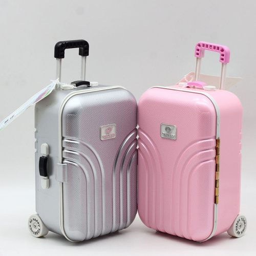 Чемодан пластиковый для кукол Масштаб 1:6 Чемодан пластиковый для кукол Масштаб 1:6