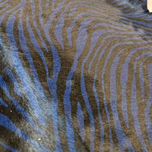 Кожа с ворсом (мех пони) 0,8-1.1 мм Зебра Синяя Италия фото 2