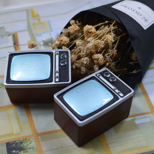 Телевизор ретро Миниатюра 1:12 | Галерея фото | Pava.pro фото 2 Телевизор ретро Миниатюра 1:12 AN В-088 - фото товара фото 2