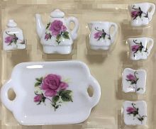 Фарфоровый чайный сервиз для кукол Разные на две персоны