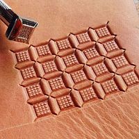 Штамп для тиснения Геометрия 10х10 мм  - купить для кожевенного хобби