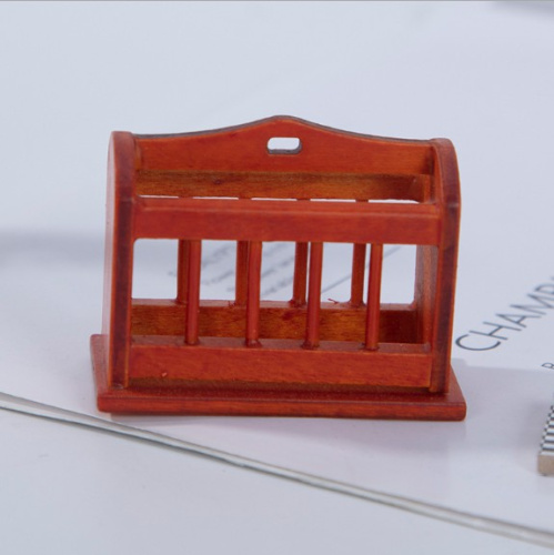 Полочка для кукол журнальная фото 2