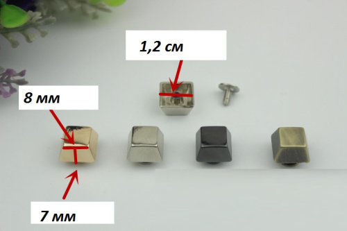 Пукля (ножка) для сумок пирамида фото 2 Пукля (ножка) для сумок пирамида фото 2