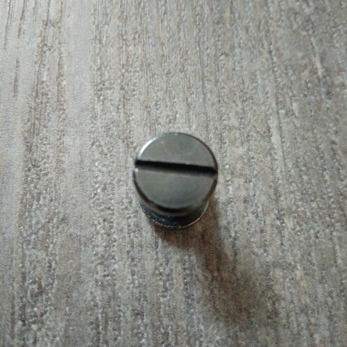 Винт ременной d=10 мм плоский Латунь, черно-серый фото 5 Винт ременной d=10 мм плоский Латунь, черно-серый фото 5