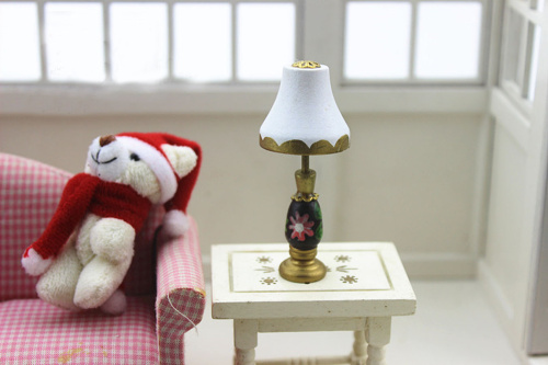 Лампа настольная для кукольного домика B195   - фото товара