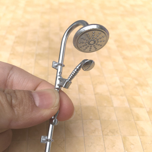 Душевая система для кукольной ванны Миниатюра 1:12 фото 3 Душевая система для кукольной ванны Миниатюра 1:12 фото 3