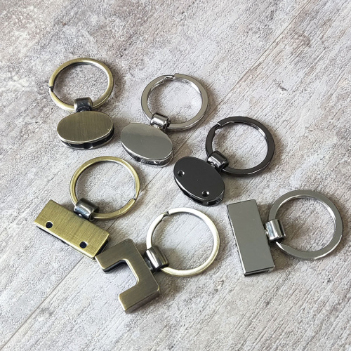 Держатель для брелока с кольцом 25 мм Держатель для брелока с кольцом 25 мм