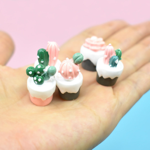 Кактусы в горшочке для кукольного дома 4 шт. | Галерея фото | Pava.pro Кактусы в горшочке для кукольного дома 4 шт. - фото товара