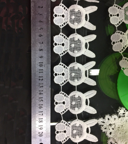 Тесьма кружевная Зайки 60 мм пэ | Галерея фото | Pava.pro фото 2 Тесьма кружевная Зайки 60 мм пэ PK 60-01 - фото товара фото 2