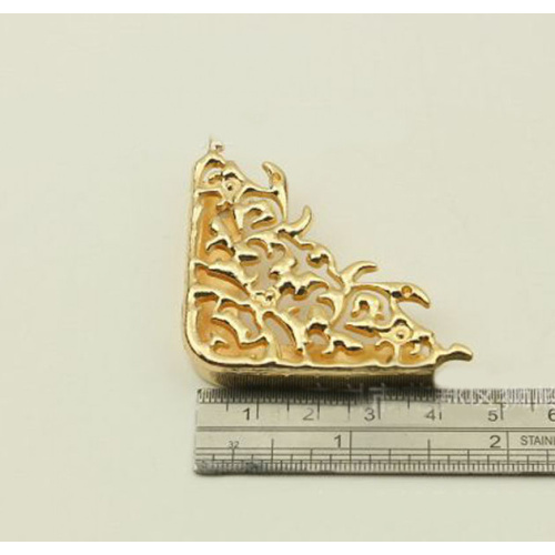 Уголок металлический ажурный для сумок фото 3 Уголок металлический ажурный для сумок фото 3