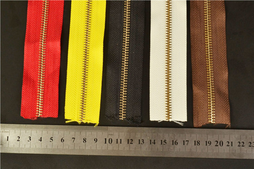 Молния металлическая №3 рулонная арт.431 фото 4 Молния металлическая №3 рулонная арт.431 фото 4