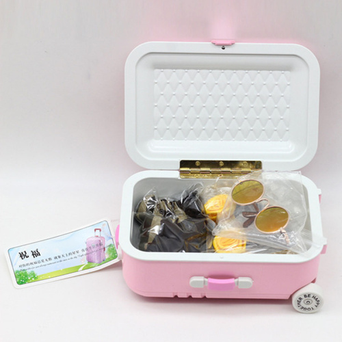 Чемодан пластиковый для кукол Масштаб 1:6 фото 4