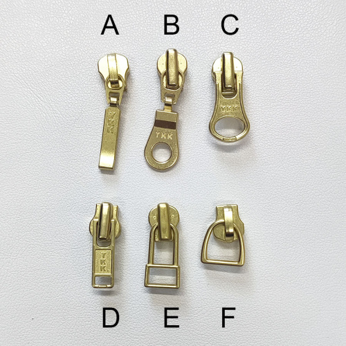 Бегунок с пуллером для молнии №3 YKK, цвет золото фото 12 Бегунок с пуллером для молнии №3 YKK, цвет золото фото 12