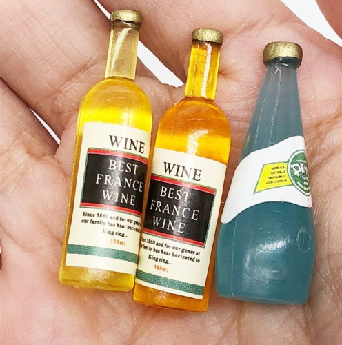 Бутылочки c напитками для кукол 3 шт. | Галерея фото | Pava.pro Бутылочки c напитками для кукол 3 шт. - фото товара