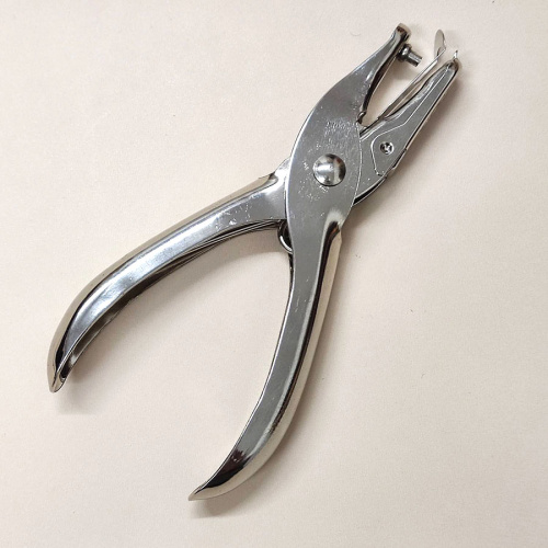 Дырокол для бумаги | Галерея фото | Pava.pro Дырокол для бумаги - фото товара