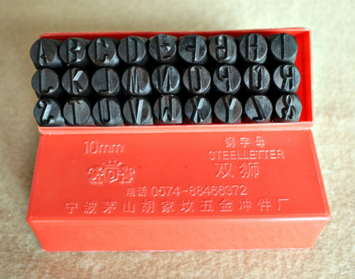 Штампы для тиснения по коже Латинский алфавит 3-10 мм Штампы для тиснения по коже Латинский алфавит 3-10 мм