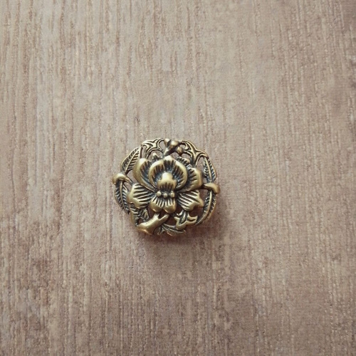 Кончо для кожаных изделий YZ-0115 | Галерея фото | Pava.pro Кончо для кожаных изделий YZ-0115 YZ-0115 - фото товара