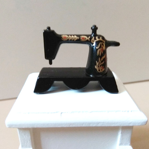 Швейная машинка ручная для румбокса | Галерея фото | Pava.pro фото 3 Швейная машинка ручная для румбокса DH H811 - фото товара фото 3