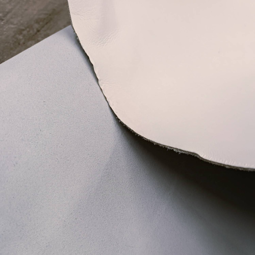 Кожа КРС 1,5 мм с покр. Белой термопленкой фото 2