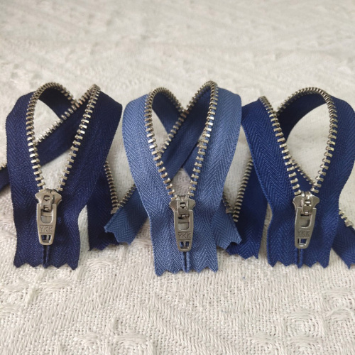 Молния металлическая №3 (4,5) 18 см джинсовая YKK Япония фото 13 Молния металлическая №3 (4,5) 18 см джинсовая YKK Япония фото 13